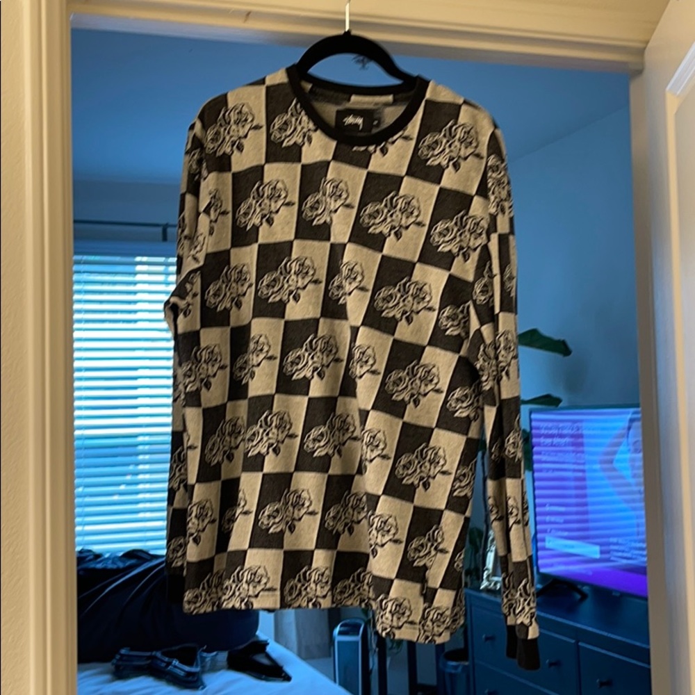 Long sleeve study shirt